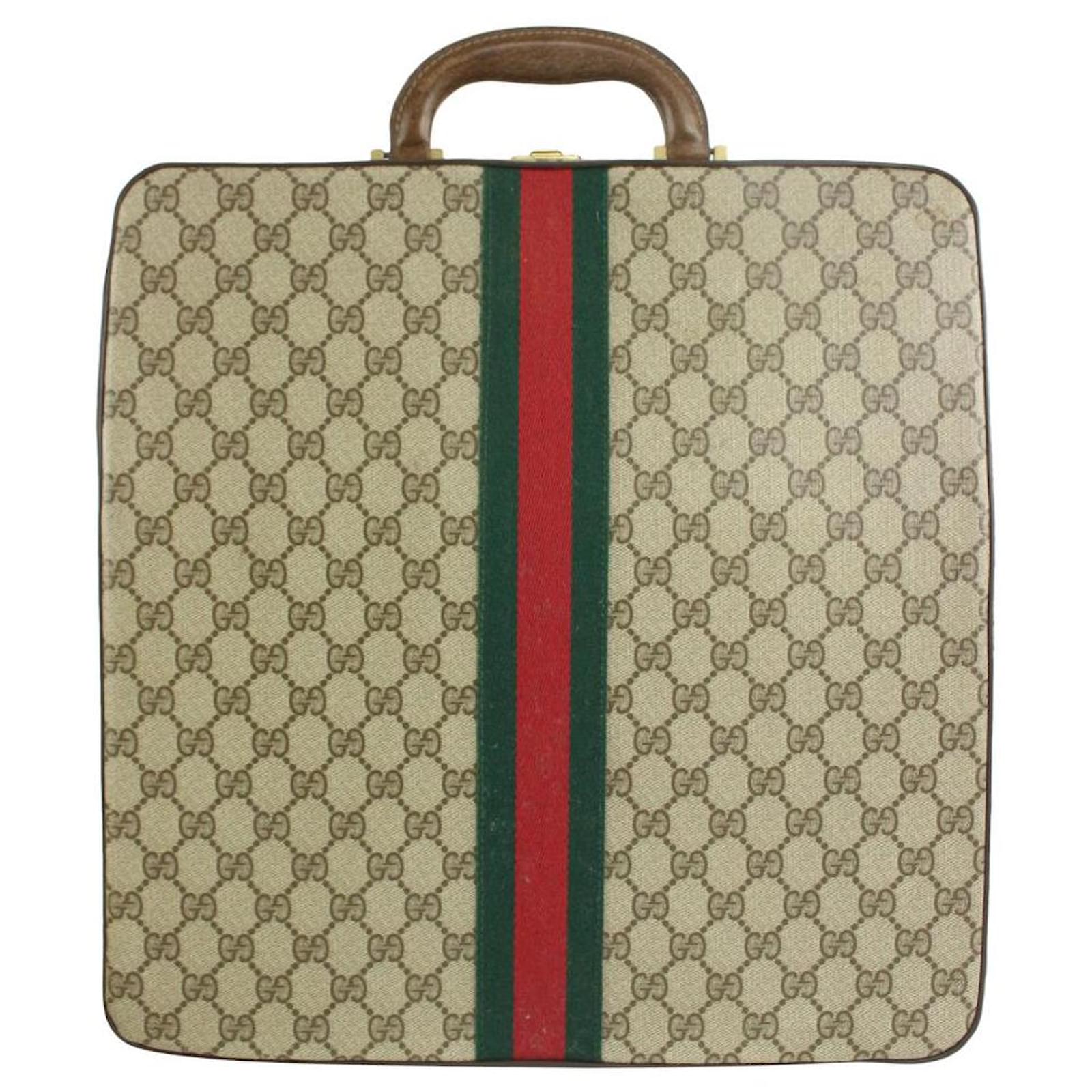 gucci supreme case