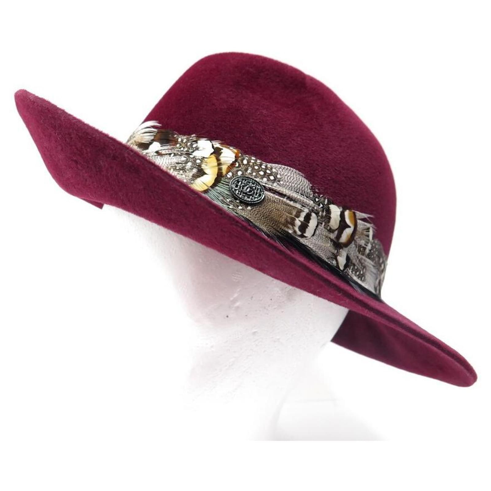 CAPPELLO NEW CHANEL CON PIUME S M 61CAPPELLO PIUMA BORDEAUX IN FELTRO CM  Bordò ref.455579 - Joli Closet