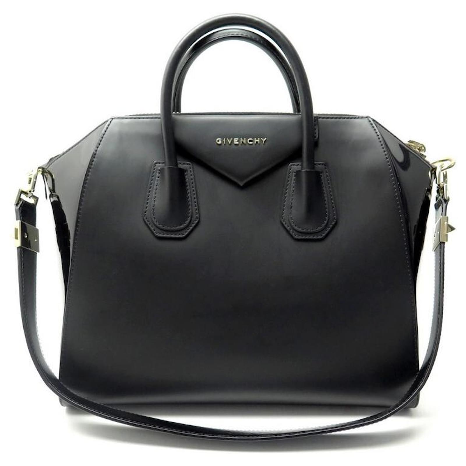GIVENCHY Antigona Medium Calfskin Leather Shoulder Bag Black