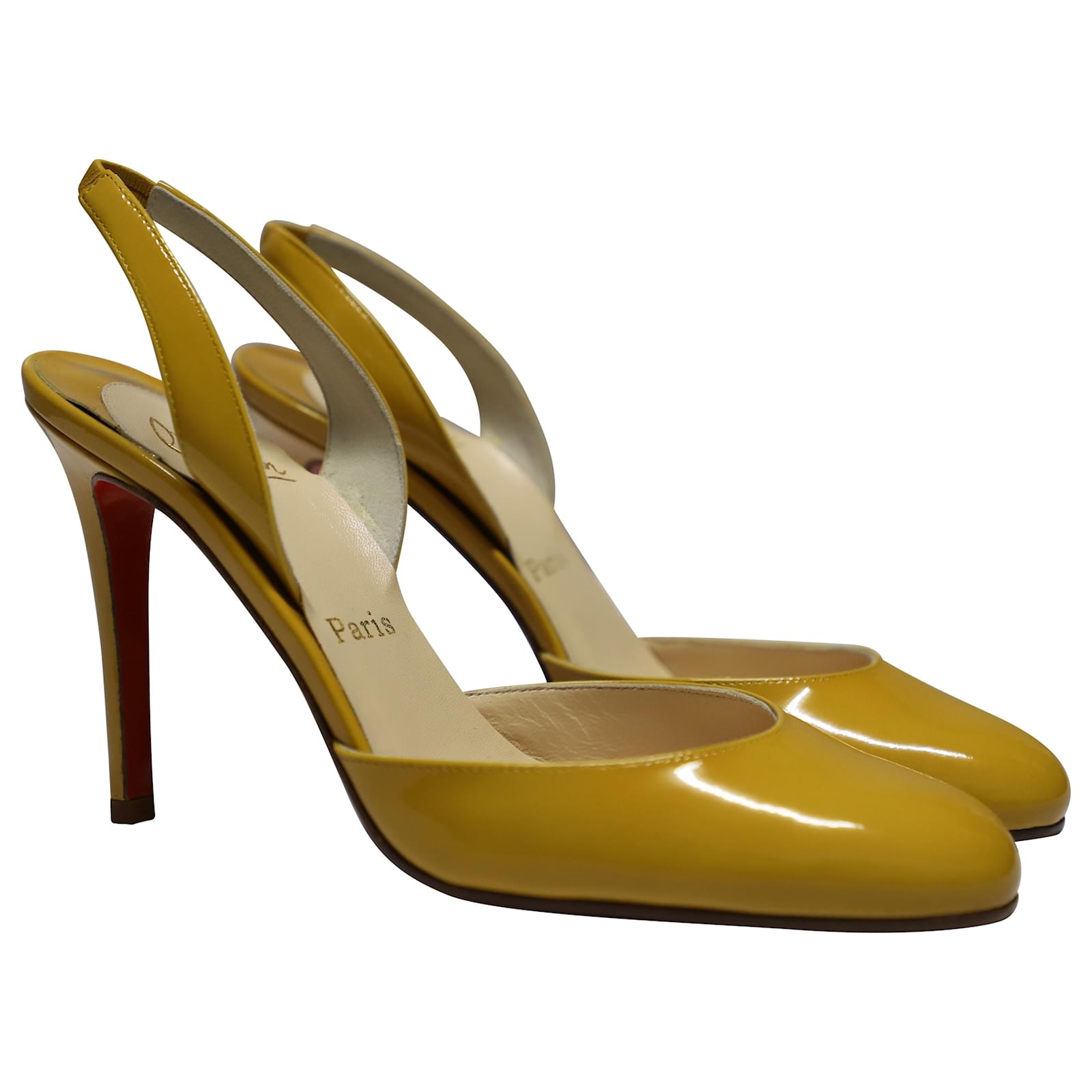 Christian Louboutin Escarpins Sling Back en Cuir Verni Jaune Cuir