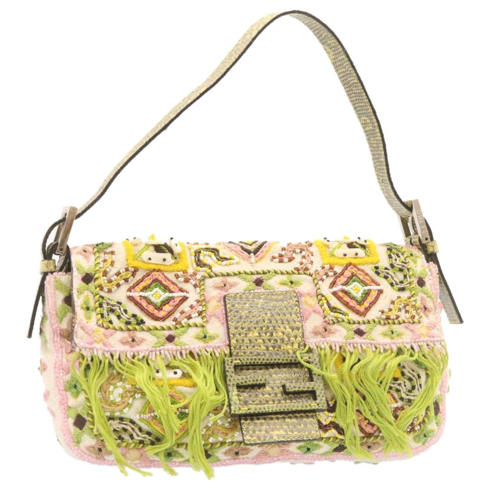 FENDI Embroidery Baguette Shoulder Bag White Multicolor Auth 26864 Multiple colors ref.459528 Joli Closet