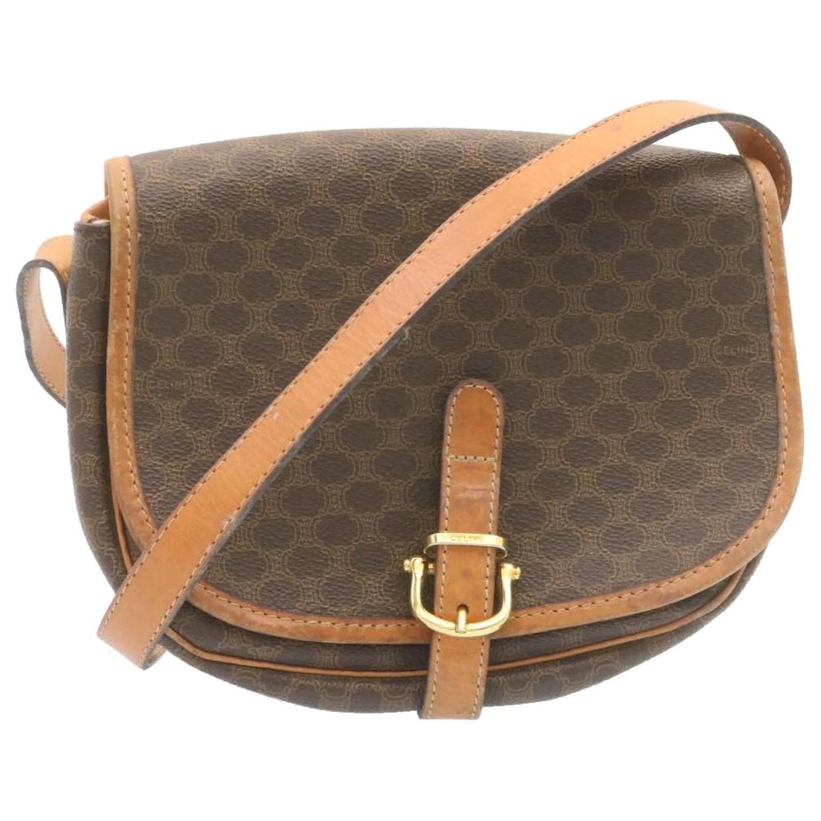 Céline CELINE Macadam Canvas Shoulder Bag PVC Leather Brown Auth ar9832  ref.982547 - Joli Closet