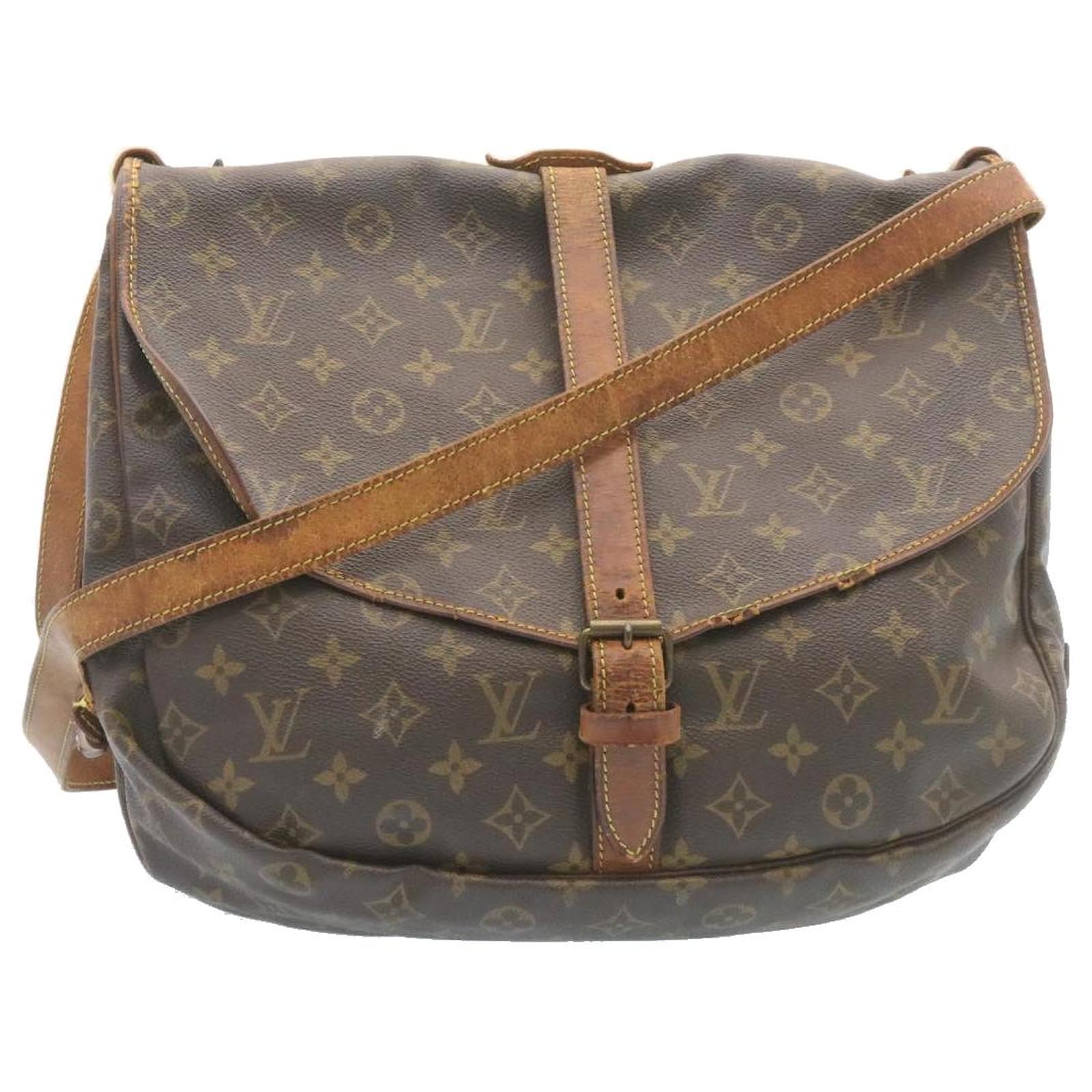 Louis Vuitton Monogram Canvas Saumur 35 QJB0DU5V0B602