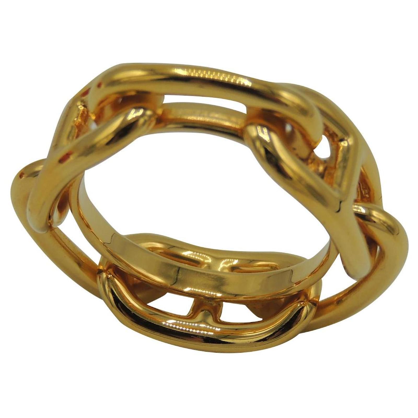 HERMES. Gold-plated metal scarf ring with anchor chain m…