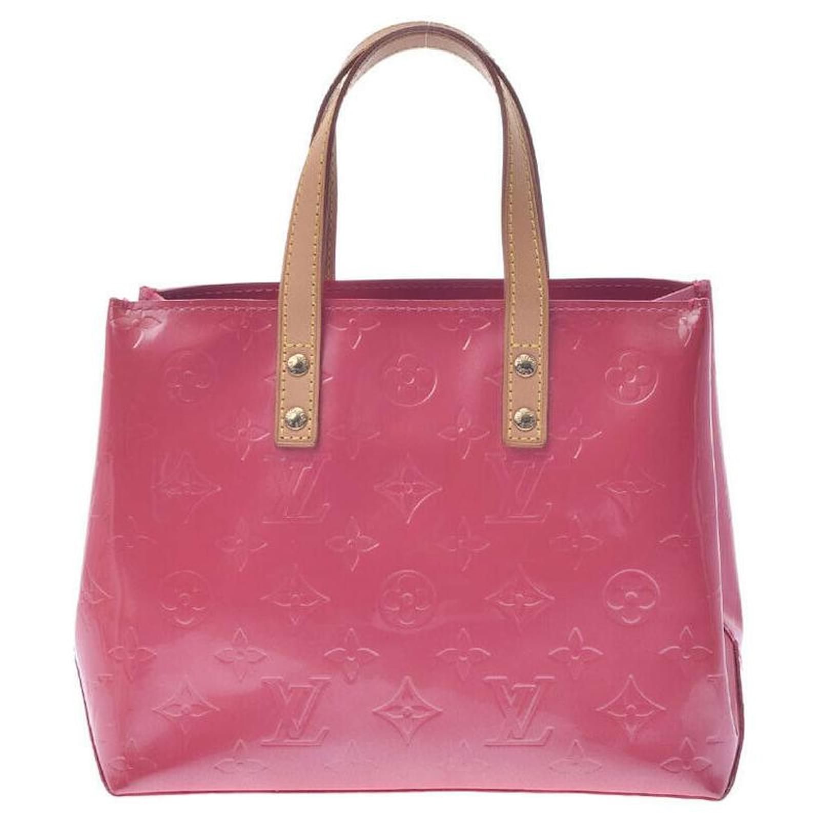 Louis Vuitton Reade Fuschia Patent leather ref.462367 - Joli Closet
