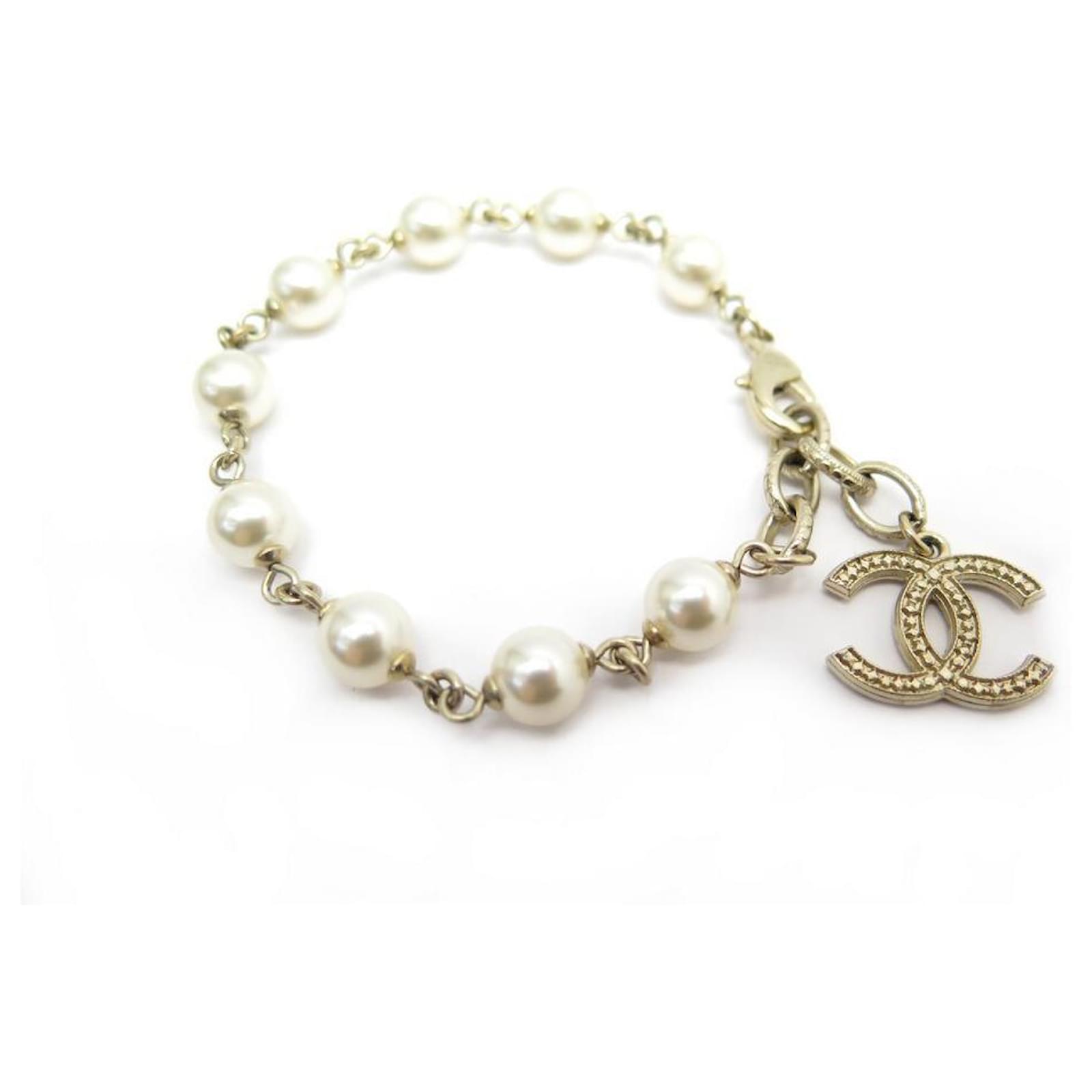 NEW CHANEL PEARL BRACELET & CC LOGO 16 a 19 CM IN METAL GOLD PEARLS NEW ...