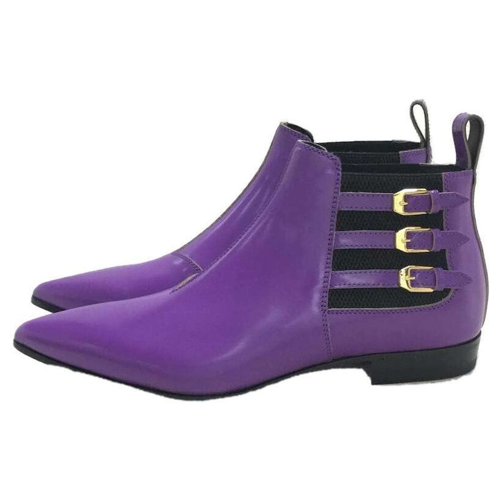 purple gucci boots