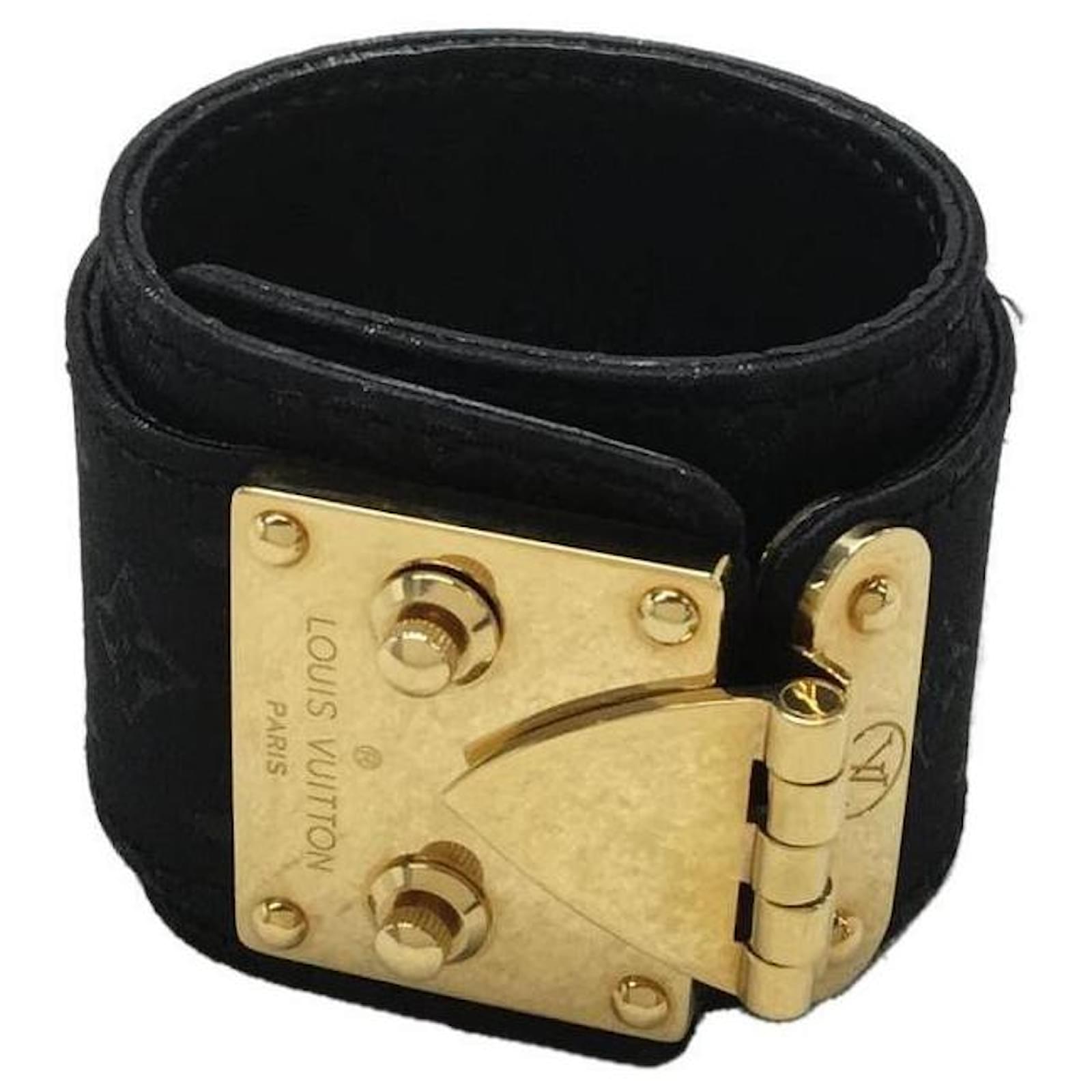 LOUIS VUITTON Bracelet Celure S_Monogram Satin_Black / M92118 / Canvas /  BLK ref.469973 - Joli Closet