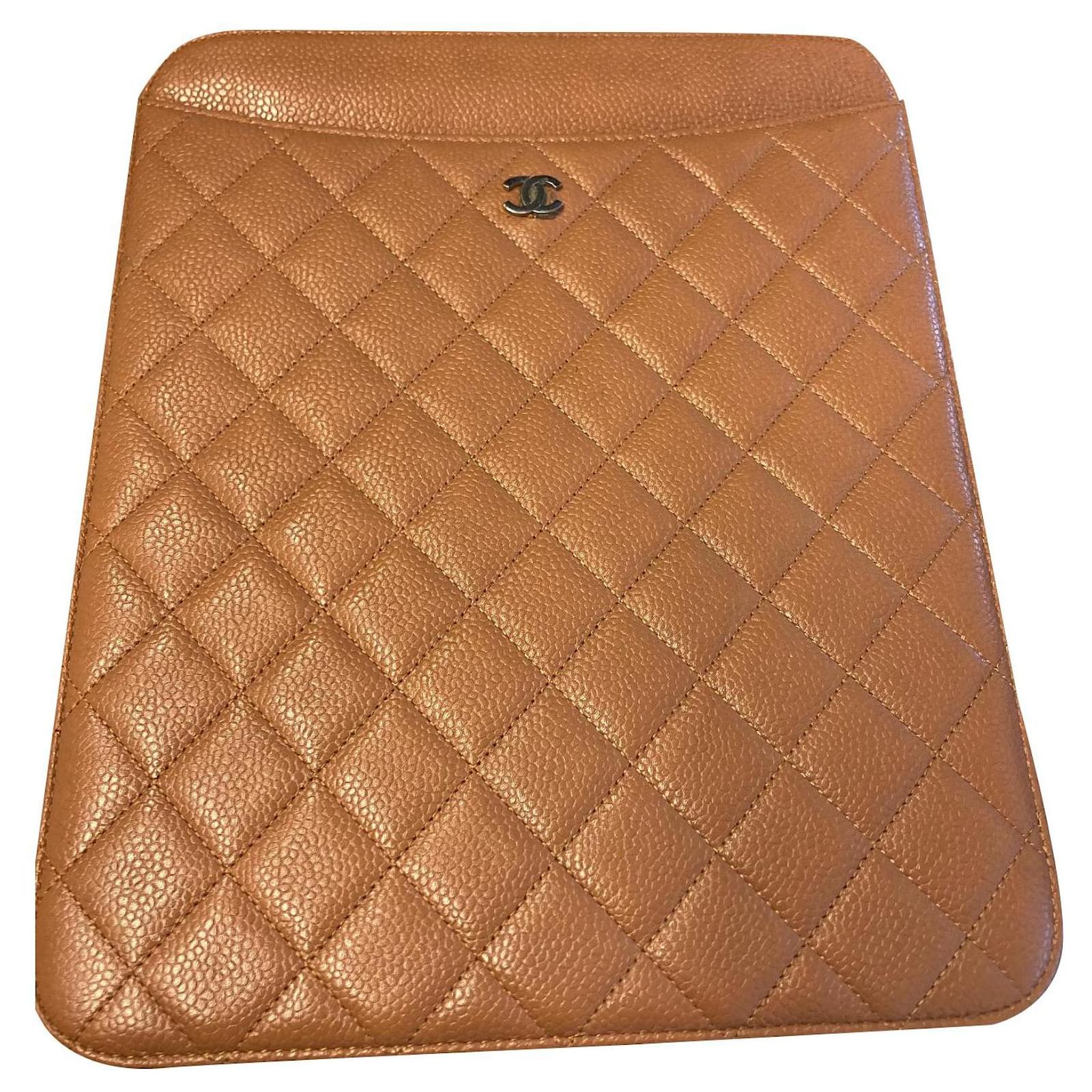 Chanel Purses, wallets, cases Caramel Leather ref.470499 - Joli Closet