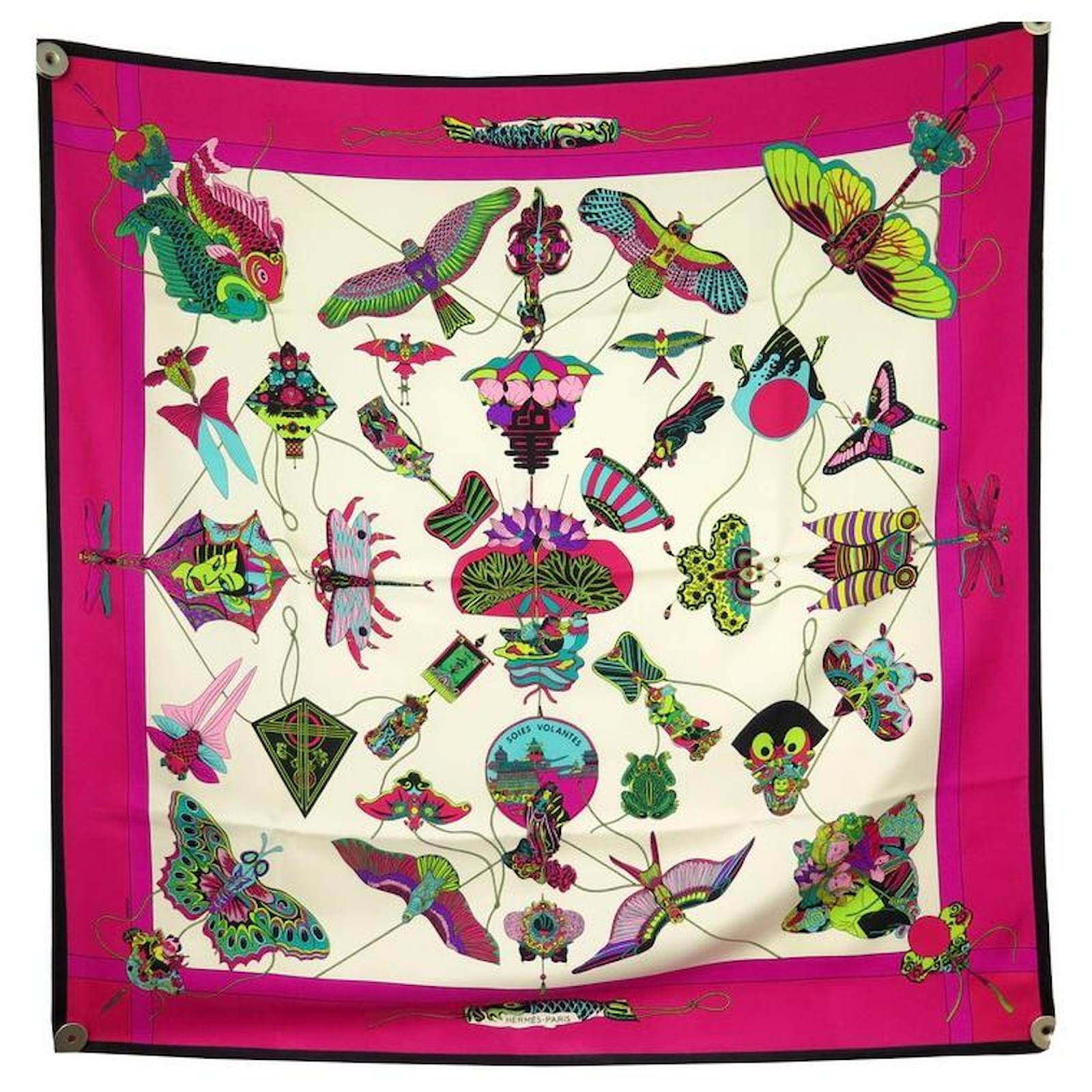Foulard Vintage BANDO FASHION En Soie Rouge - 78cm - Carré Femme