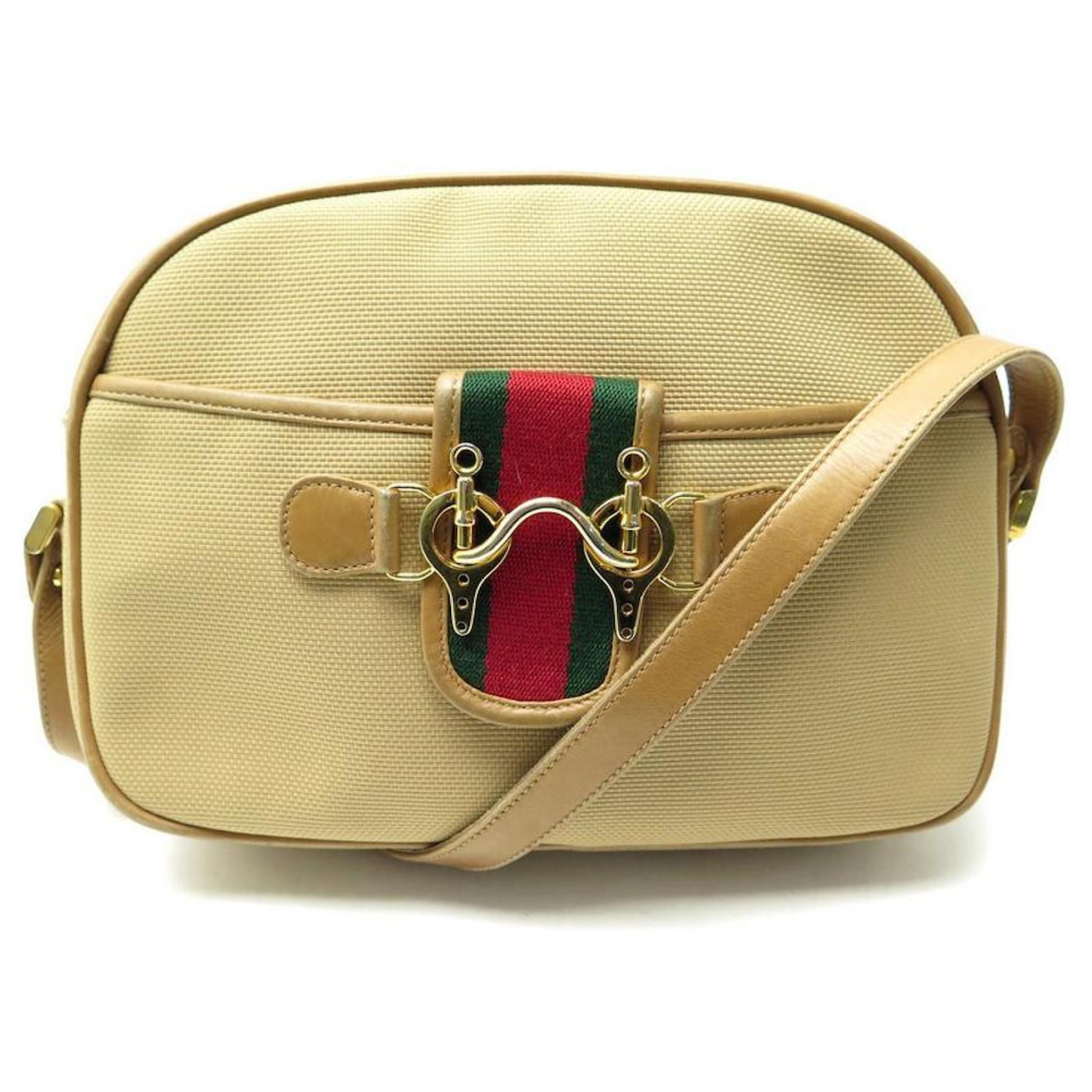 Gucci purse hot sale shoulder strap