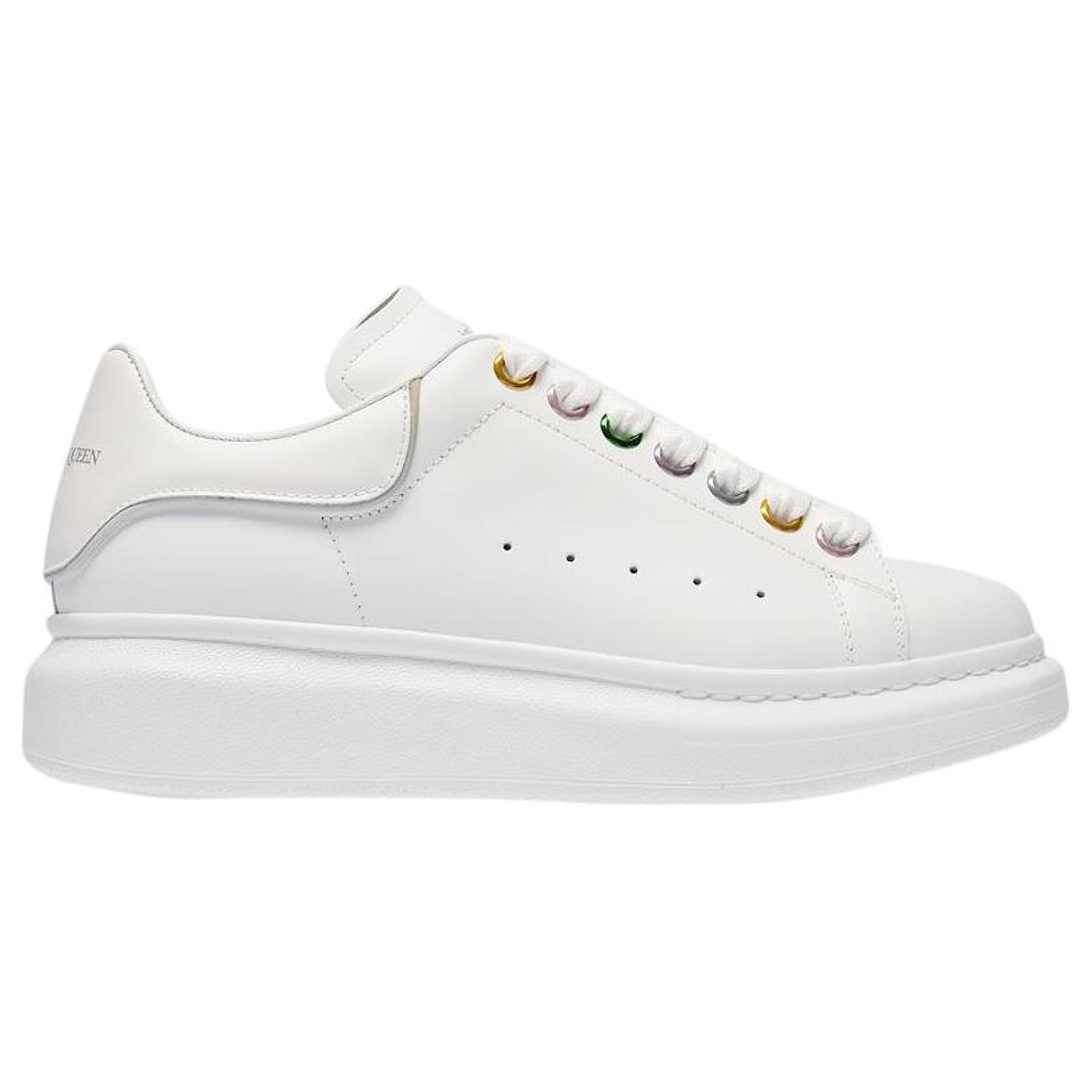 Alexander Mcqueen Oversized Sneakers in White Leather ref.472551 - Joli ...