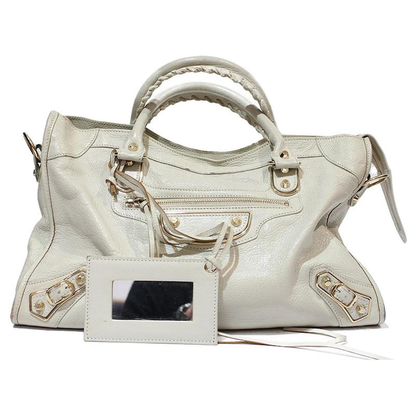 Balenciaga Handbags Cream Leather ref.472813 - Joli Closet