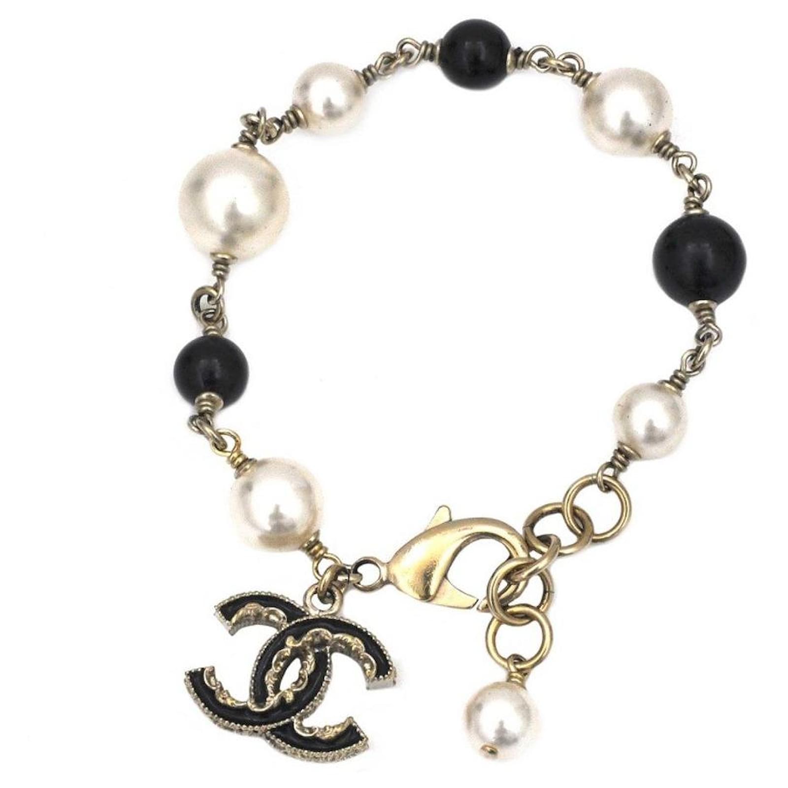 Chanel pearl bracelet Gold White Black Coco Mark Golden ref.473490
