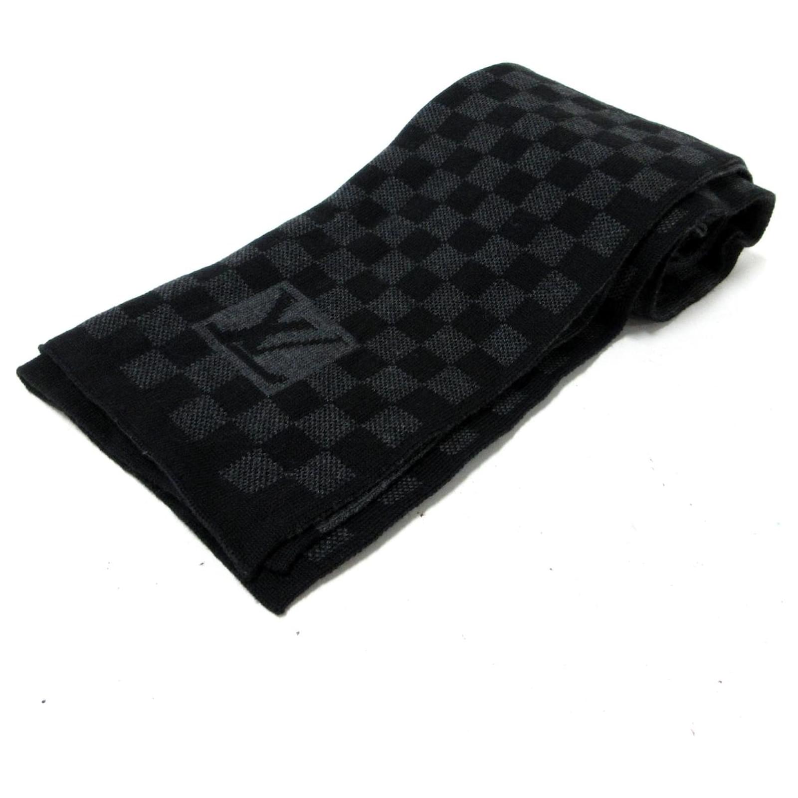 Louis Vuitton Scarf Black Wool ref.474018 - Joli Closet