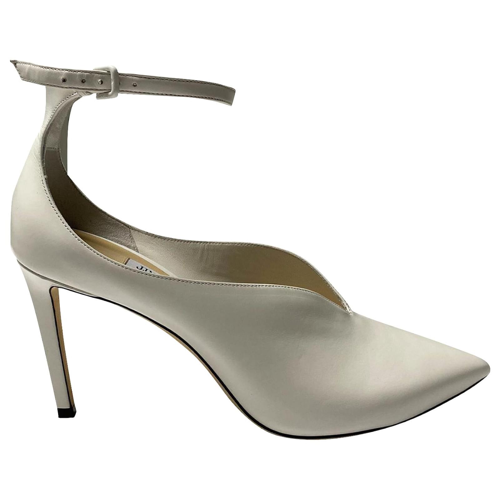 Pony-style calfskin heels Louis Vuitton Beige size 36 IT in