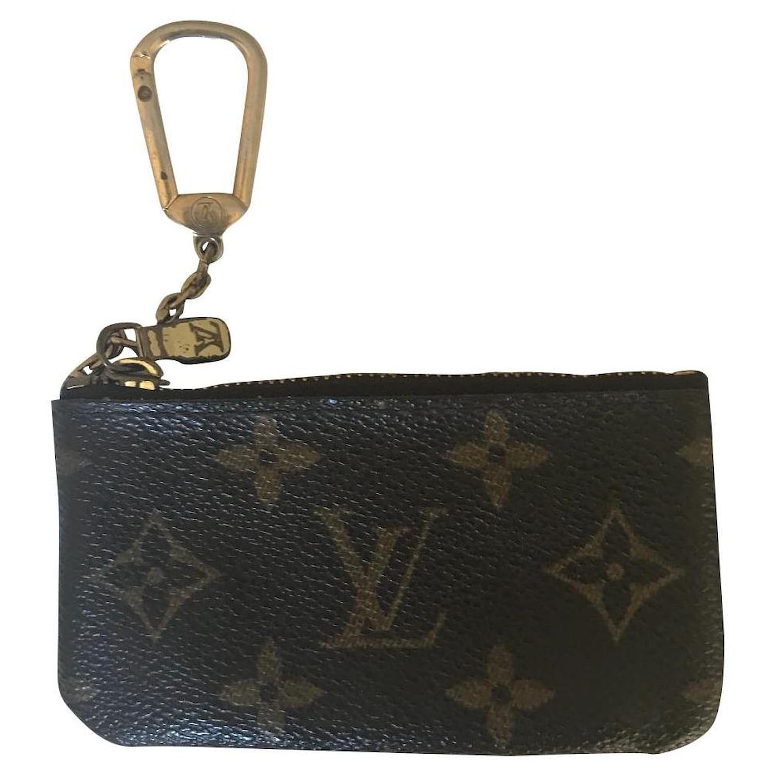 Louis Vuitton Keychain Wallet Case