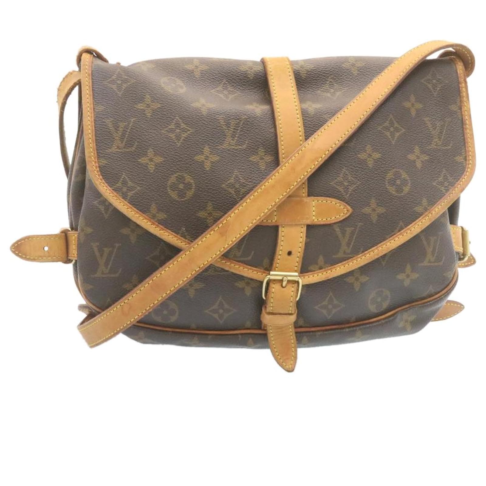 Louis Vuitton Monogram Saumur 30 Shoulder Bag M42256 LV Auth ki1540 Cloth  ref.478748 - Joli Closet