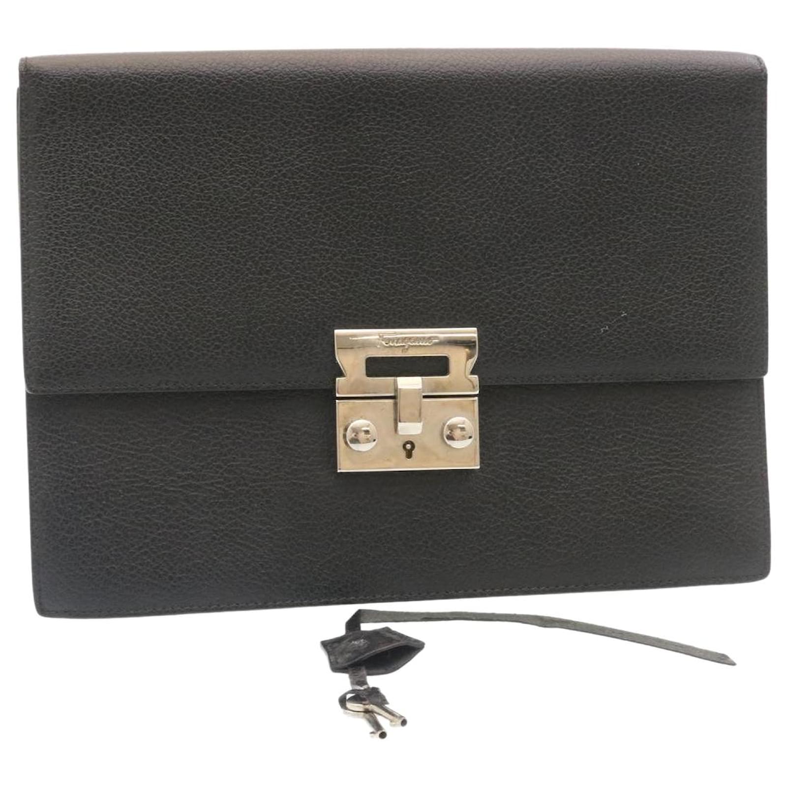 Salvatore Ferragamo Clutch Bag Leather Black Auth jk864 ref