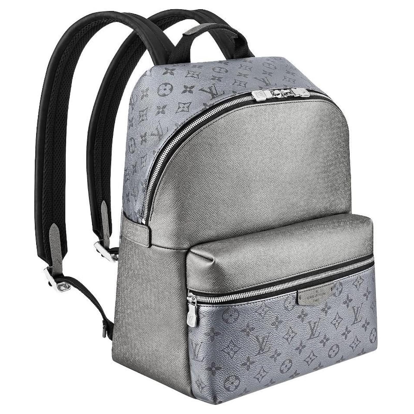 Louis Vuitton LV Trio backpack new Grey Leather ref.237416 - Joli