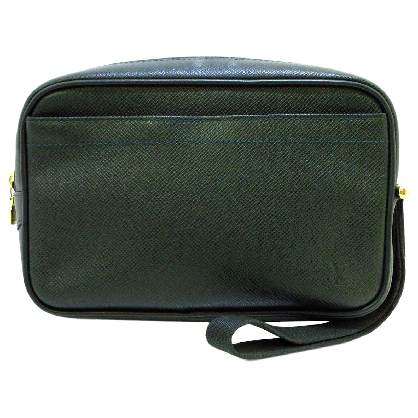 Louis Vuitton Taïga Kaluga Pouch - Green Cosmetic Bags, Accessories -  LOU770641