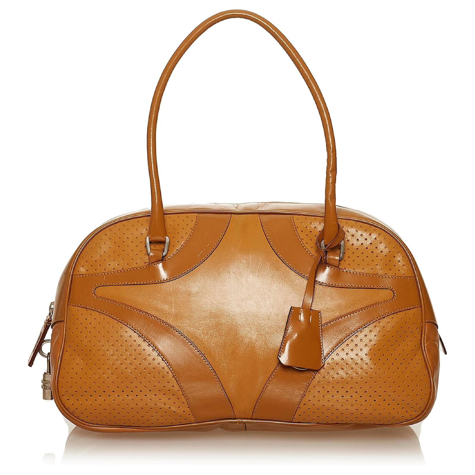 バッグ 00s vintage prada vitello drive handbag 00s vintage prada vitello drive handbag 90s prada vitello drive