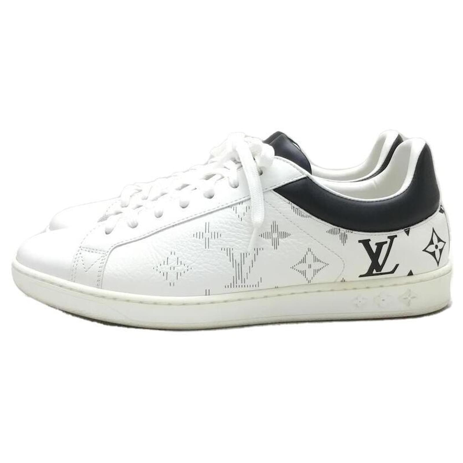 LOUIS VUITTON Sneakers Luxembourg Line BLK / 25.5cm / WHT / Cowhide White  Leather ref.485695 - Joli Closet