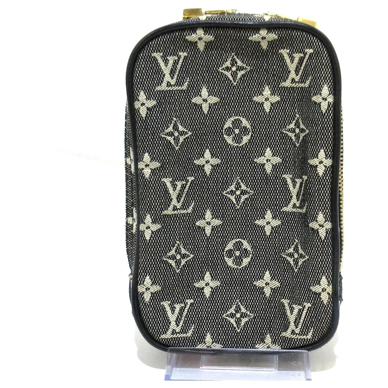 Louis Vuitton Digit Black Cloth ref.964424 - Joli Closet