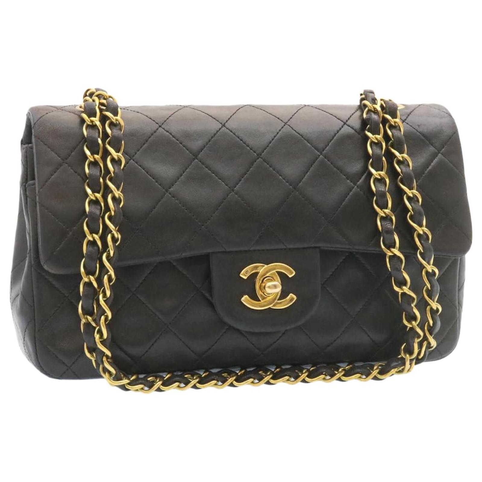 Chanel - Black Leather ref.488895 - Joli Closet