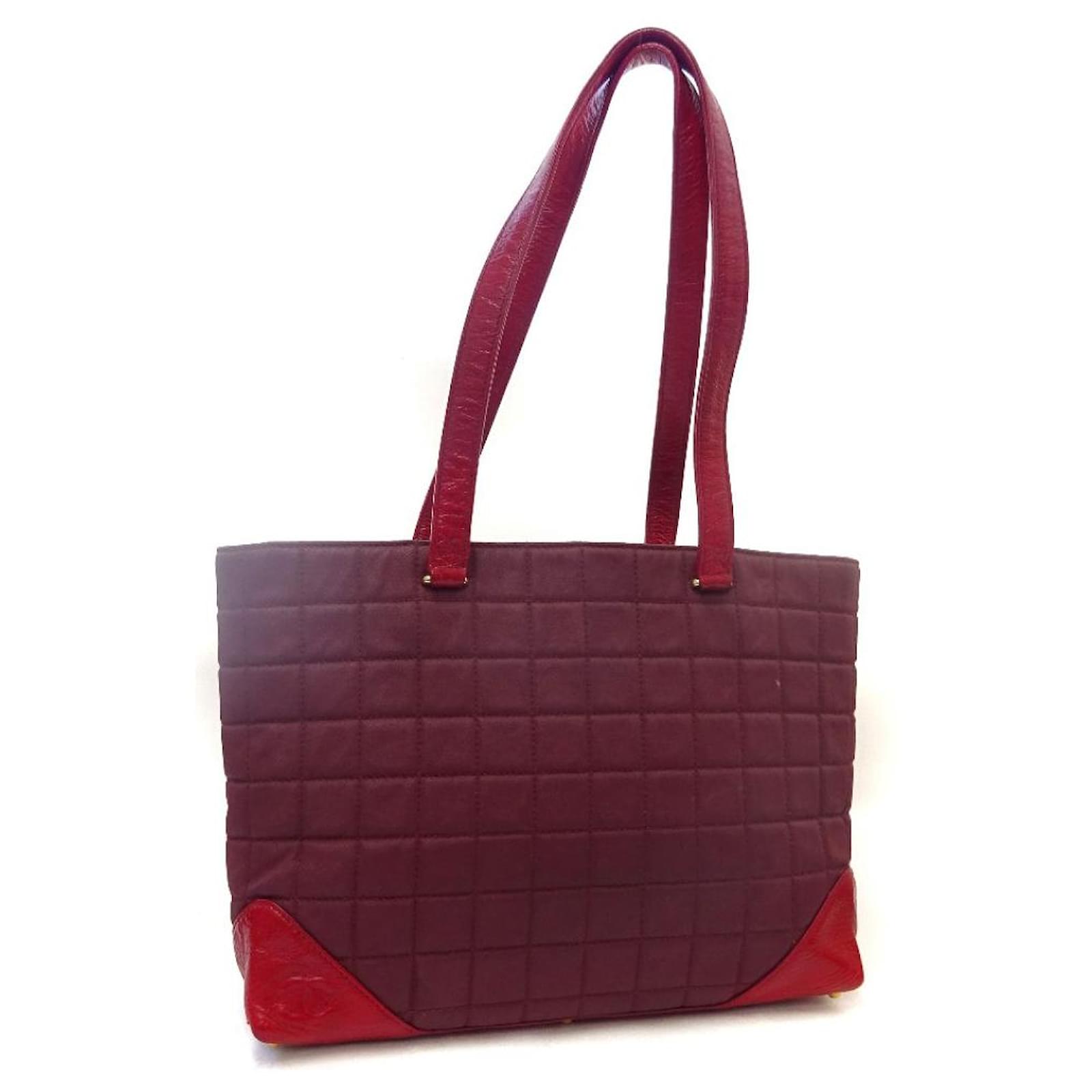 Used] CHANEL Chanel Chocolate Bar Coco Mark Tote Bag Ladies Red Bordeaux  Canvas Leather ref.489064 - Joli Closet