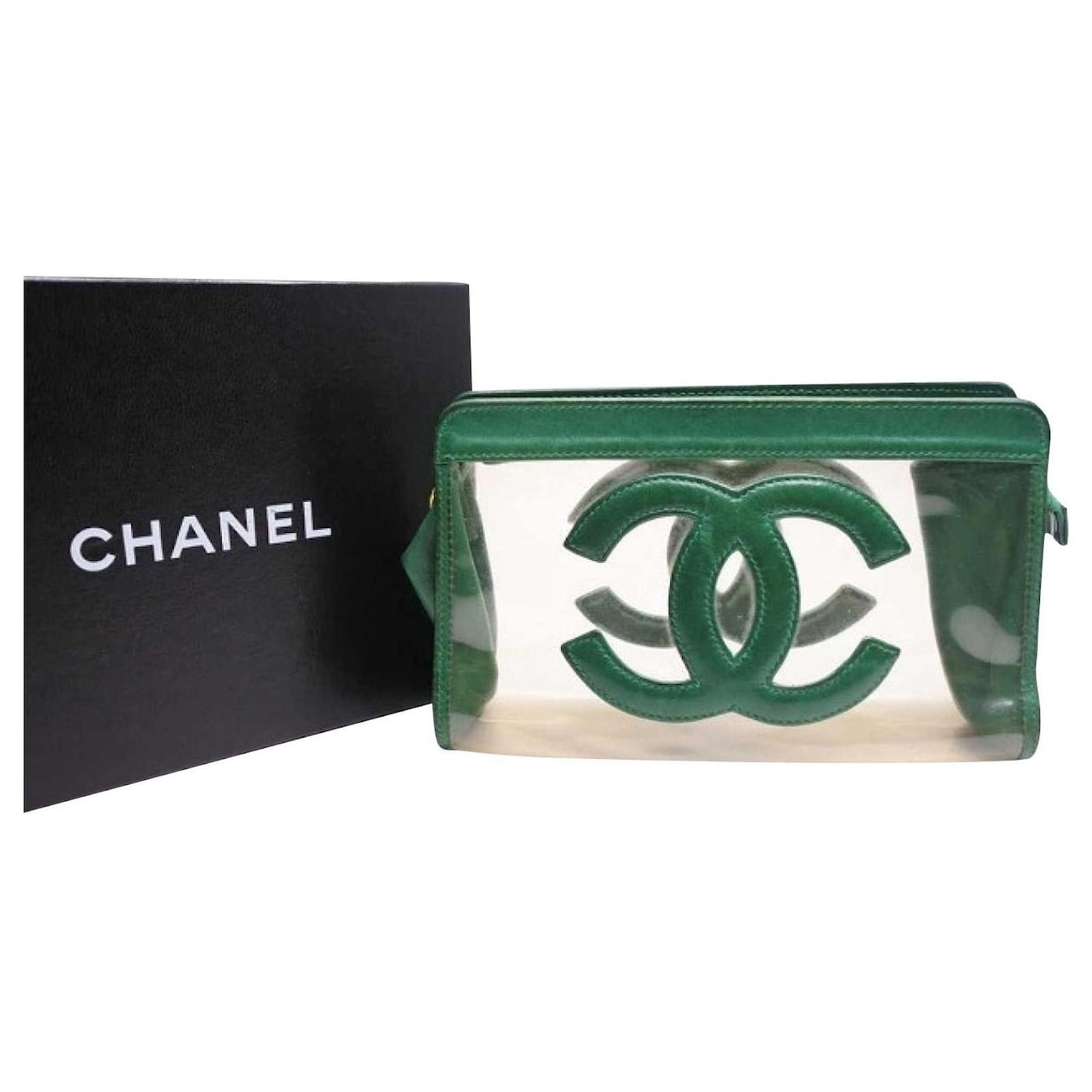 Used] CHANEL CHANEL Clear Clutch Bag Second Bag Green Vinyl Vintage Golden  Leather ref.489078 - Joli Closet