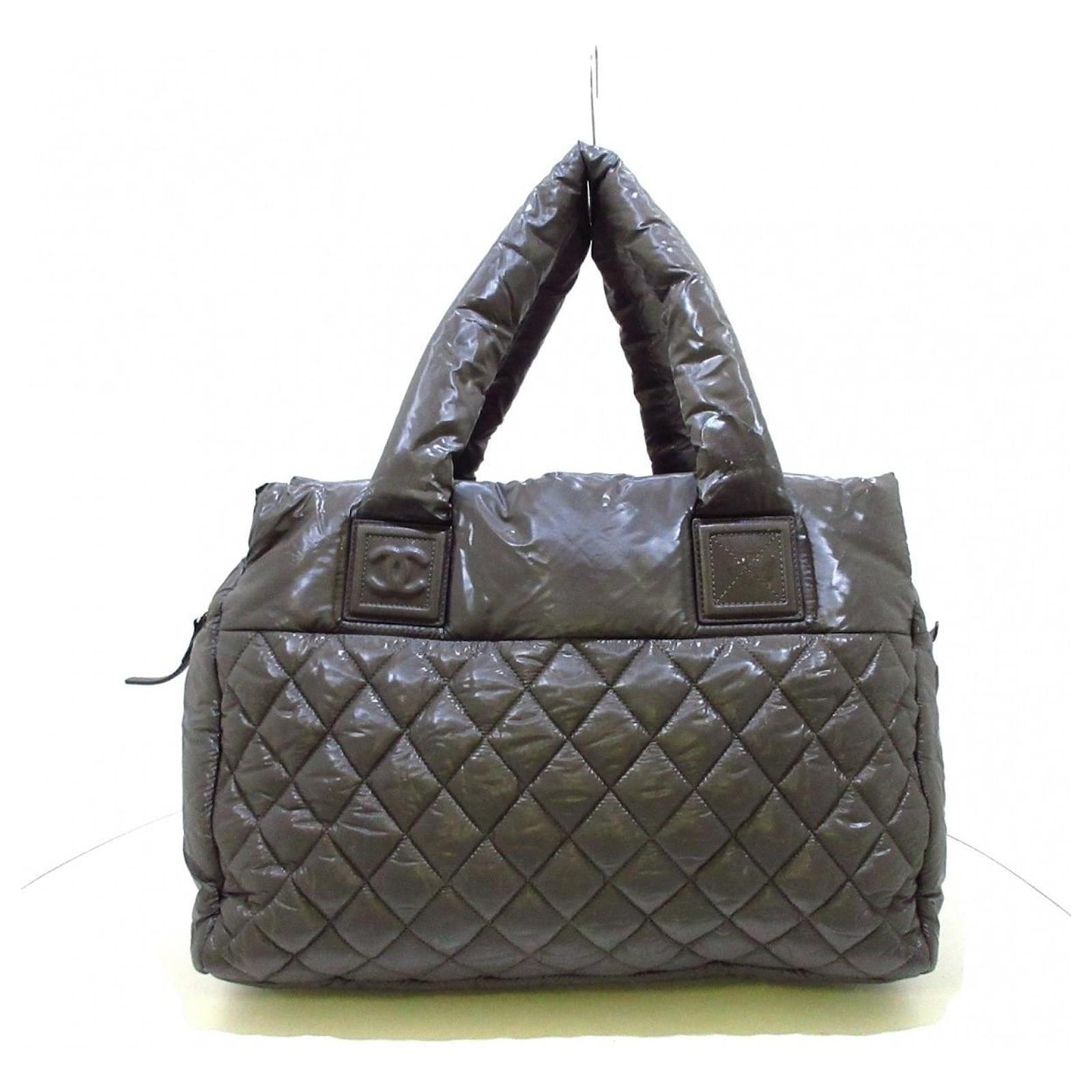 Used] CHANEL Coco Cocoon Handbag Dark Gray Nylon x Leather Dark grey  ref.492622 - Joli Closet