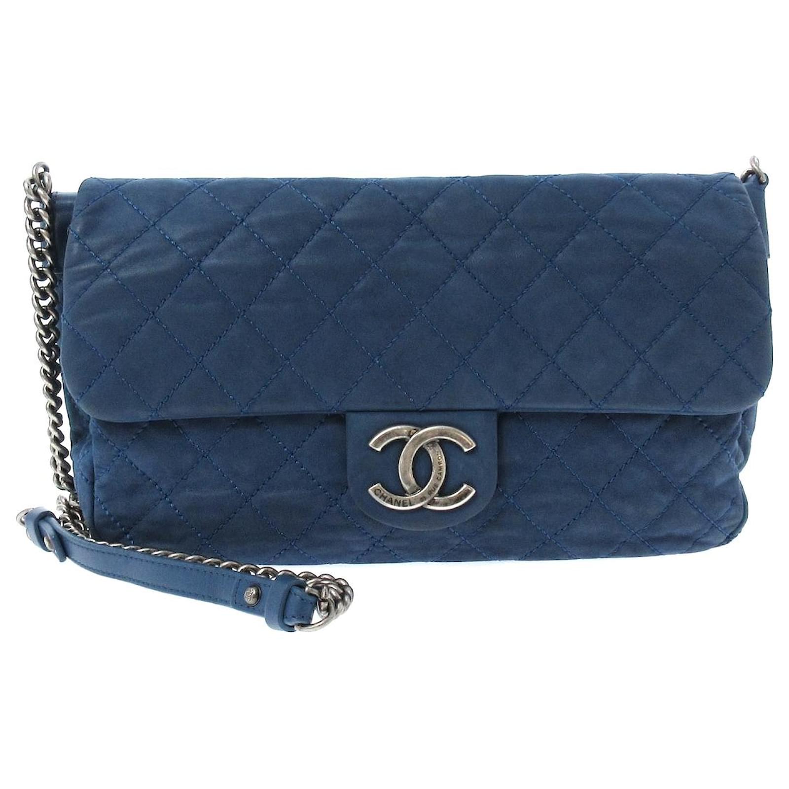 Chanel Matrasse Blue Leather ref.493576 - Joli Closet