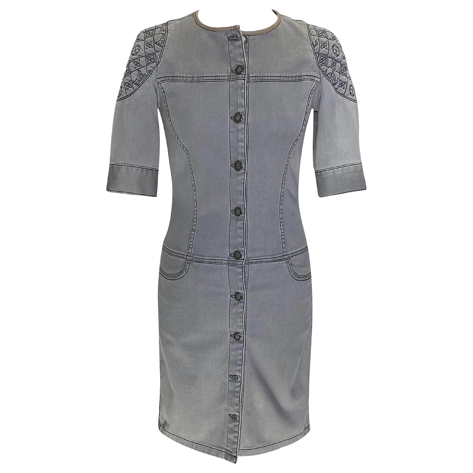 Louis Vuitton dress in grey cotton with buttons and shoulders in LV print  ref.493813 - Joli Closet