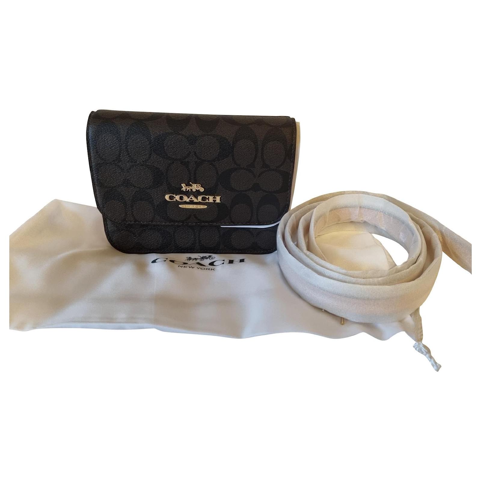 Coach Brynn Mini Shoulder Bag in Exclusive Canvas Dark brown Cloth  ref.495334 - Joli Closet