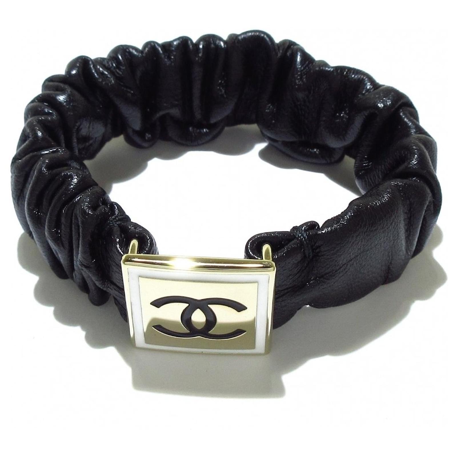 CHANEL Coco Mark Accessories Hair Tie Black x Silver x White Leather x  Metal Material Silvery ref.496908 - Joli Closet