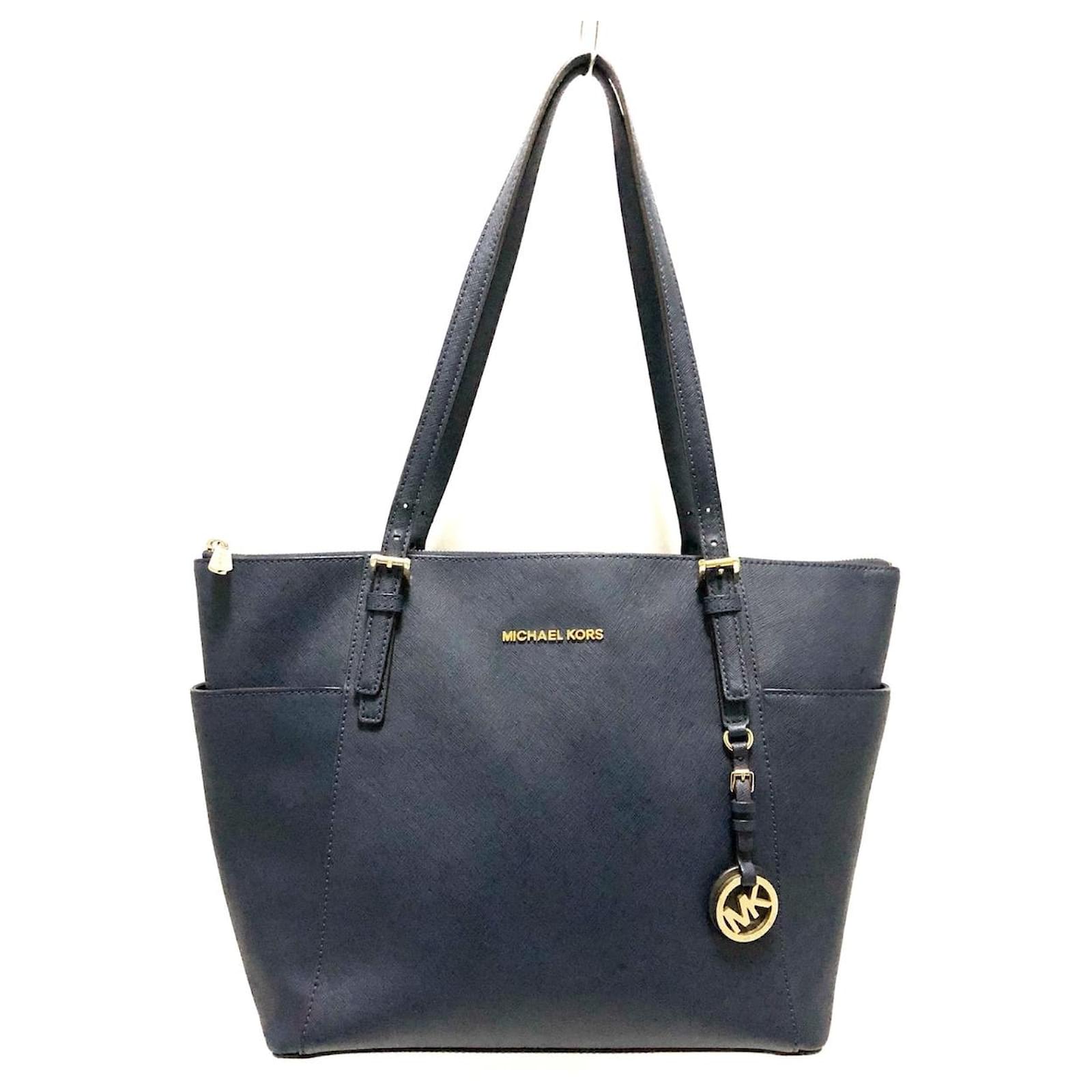 Michael Kors Shoulder bag Navy blue Leather ref.JC497433 (Sold