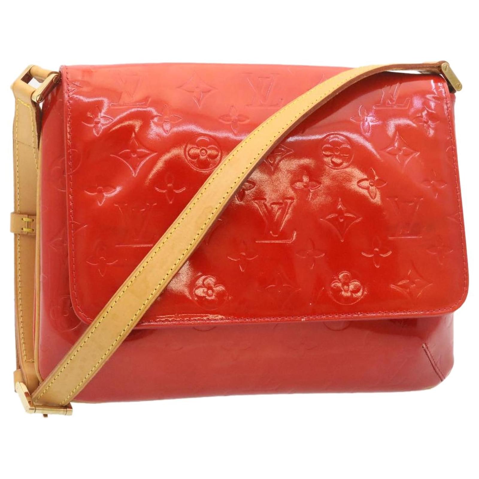 Louis Vuitton Thompson Street Red Patent leather ref.1020771 - Joli Closet