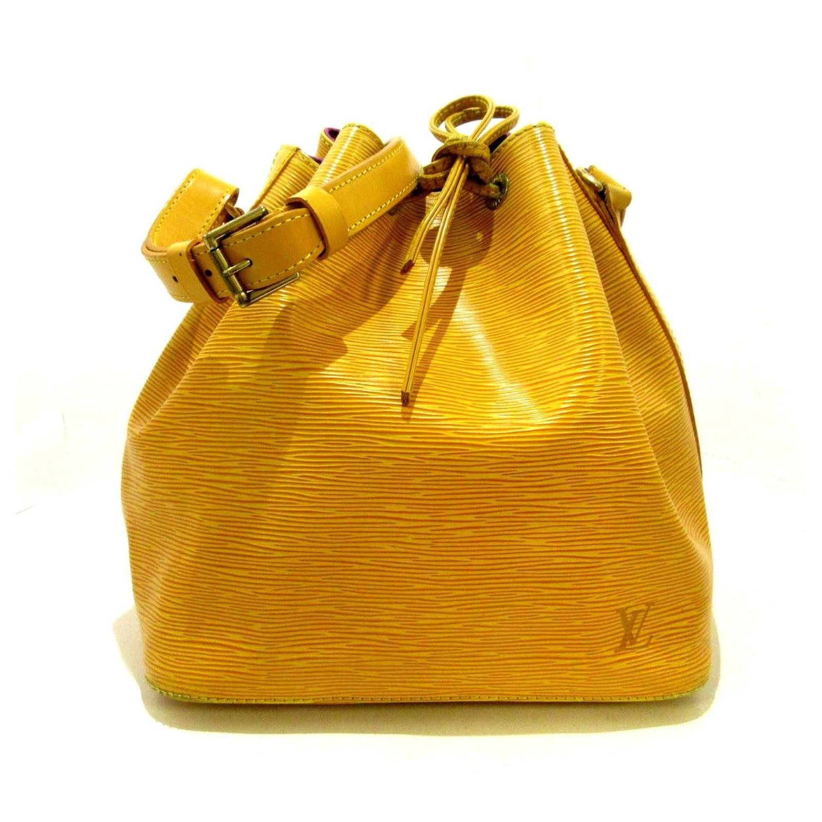 Noe Louis Vuitton Petit No Giallo Pelle Ref 498422 Joli Closet noe-louis-vuitton-petit-no-giallo-pelle-ref-498422-joli-closet