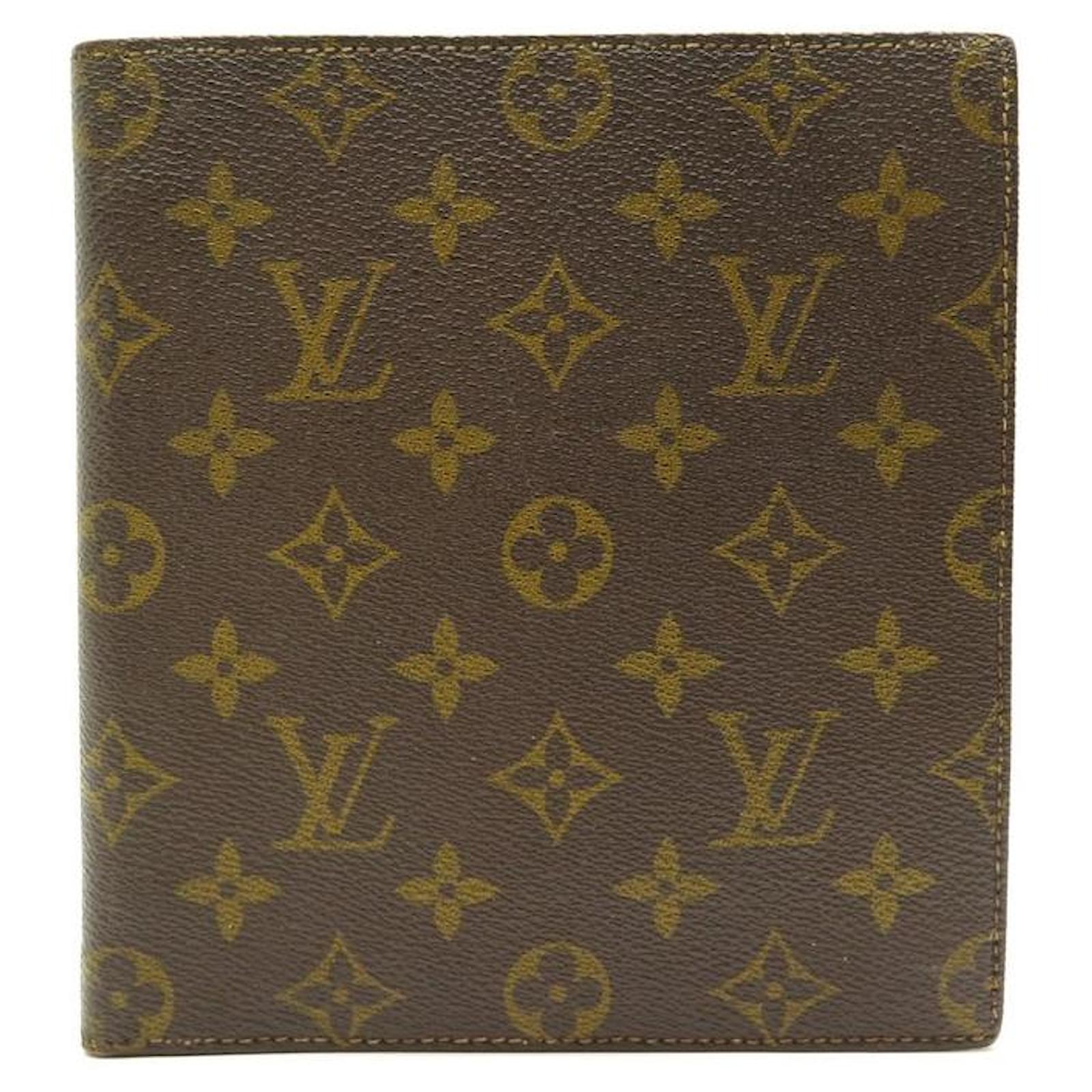 Louis Vuitton Vintage Stand  Vintage louis vuitton, Louis vuitton