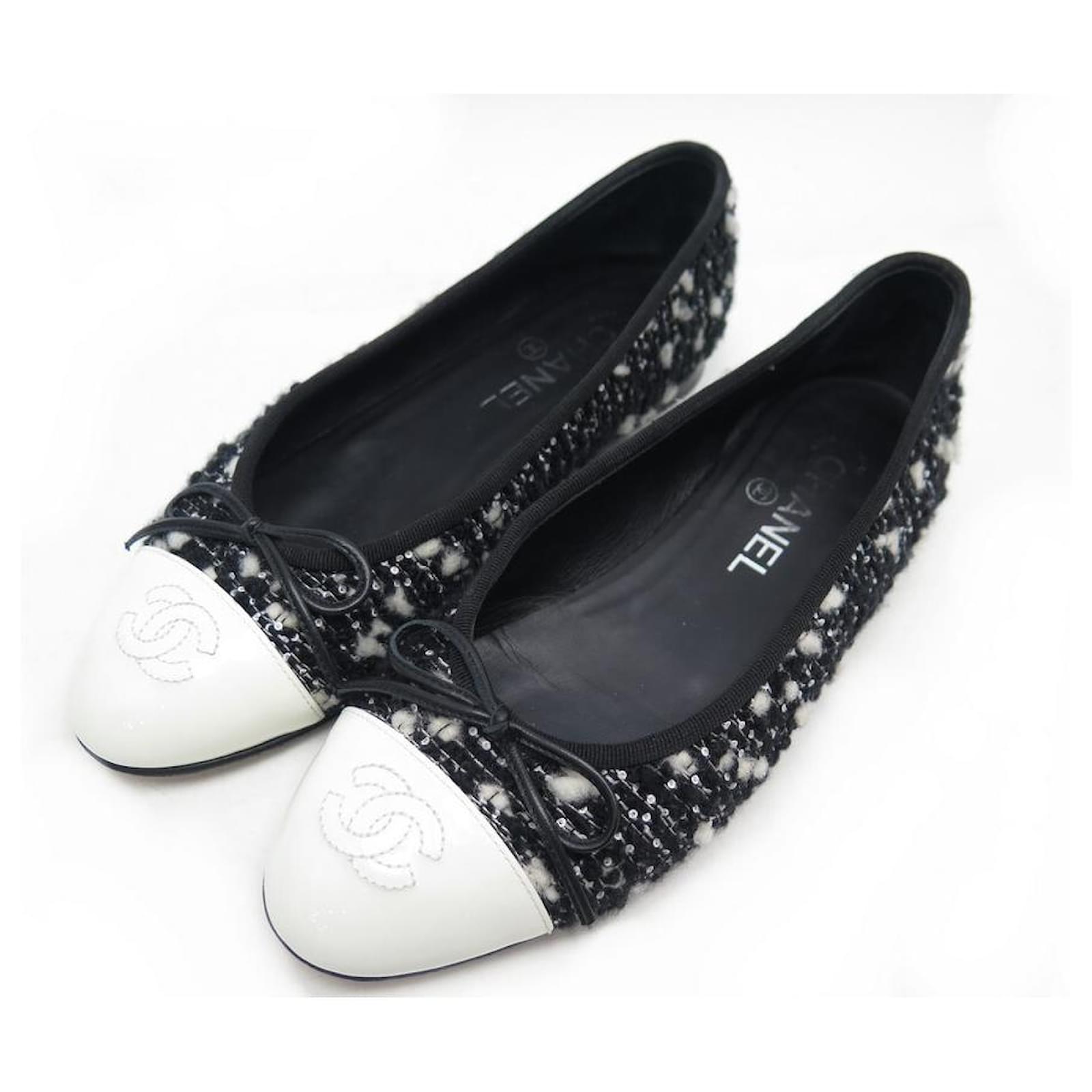 CHANEL G SHOES02819 37.5 BLACK AND WHITE TWEED BALLERINAS FLAT SHOES