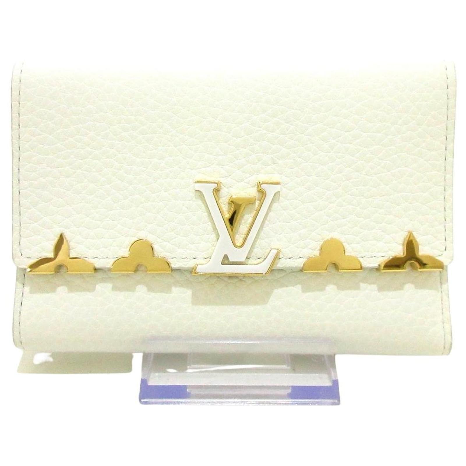 Louis Vuitton Capucines White Leather ref.501324 - Joli Closet