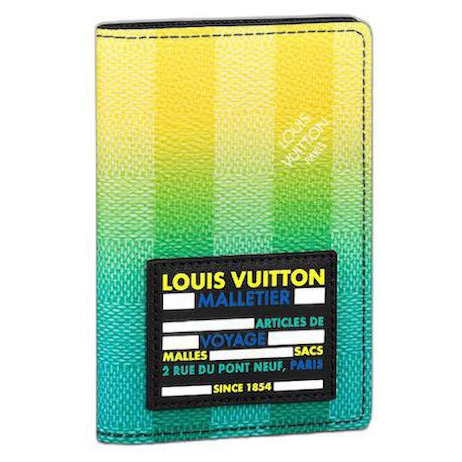 Louis Vuitton Organizer tascabile giallo fluo LV nuovo Pelle ref.895759 -  Joli Closet