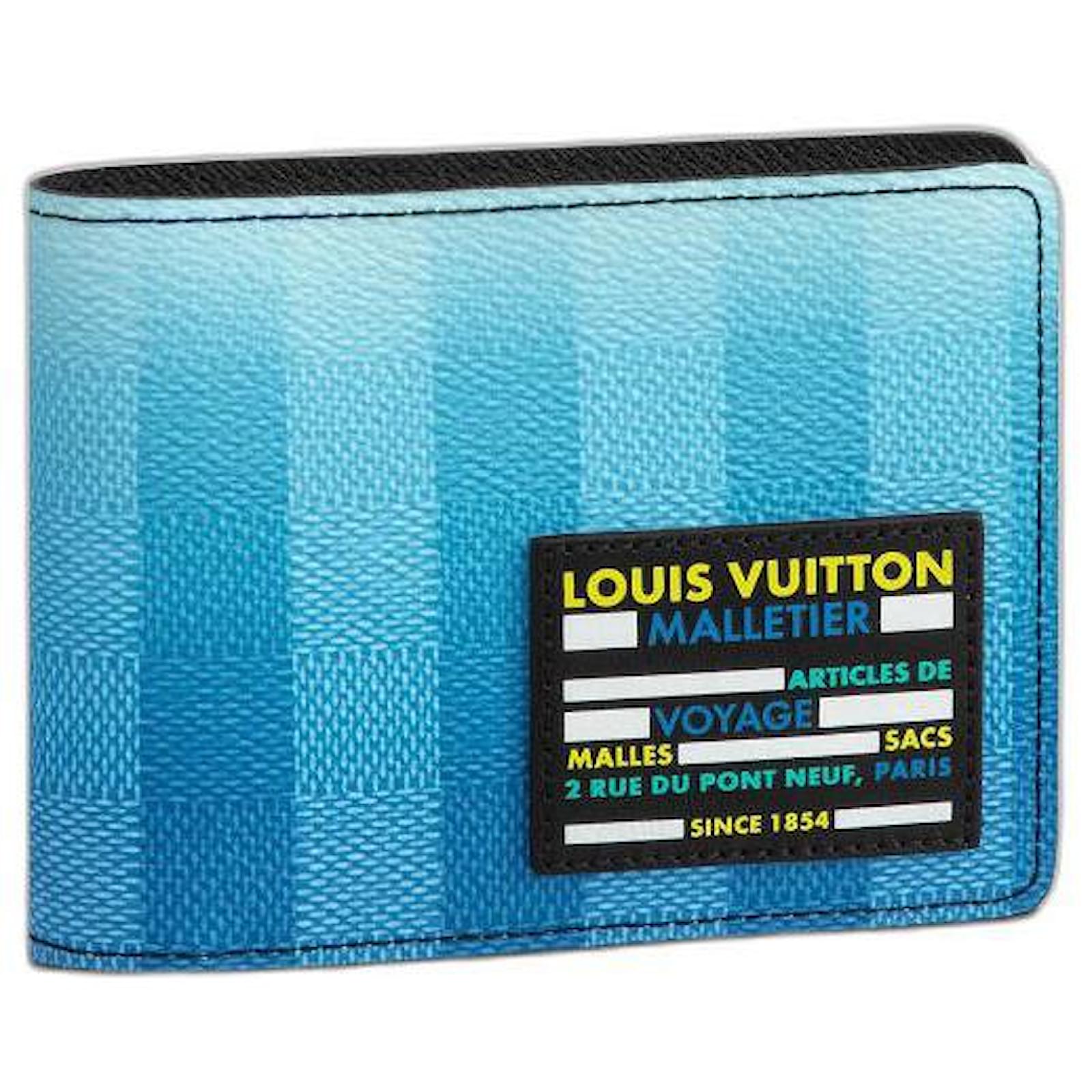 Louis Vuitton LV Multiple wallet new Blue Leather ref.502422 - Joli Closet