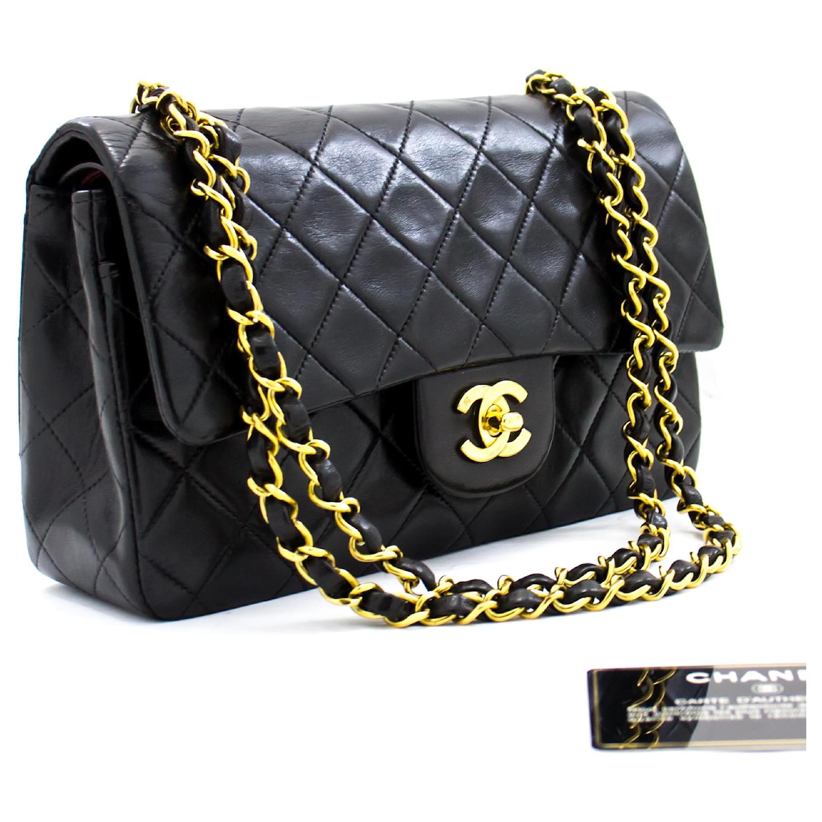 2.55 lined flap 9" Chain Shoulder Bag Black Lambskin Quilt Leather ref.503379 - Joli Closet