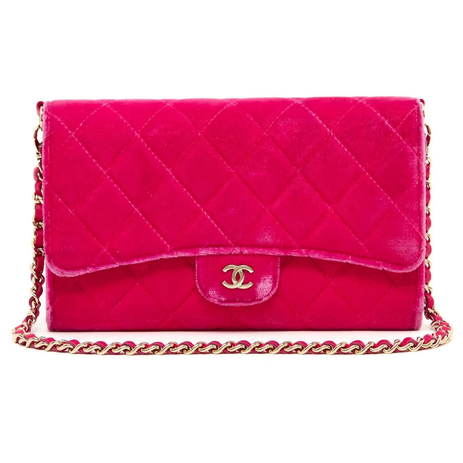 Timeless Classic Wallet On Chain Pink velvet