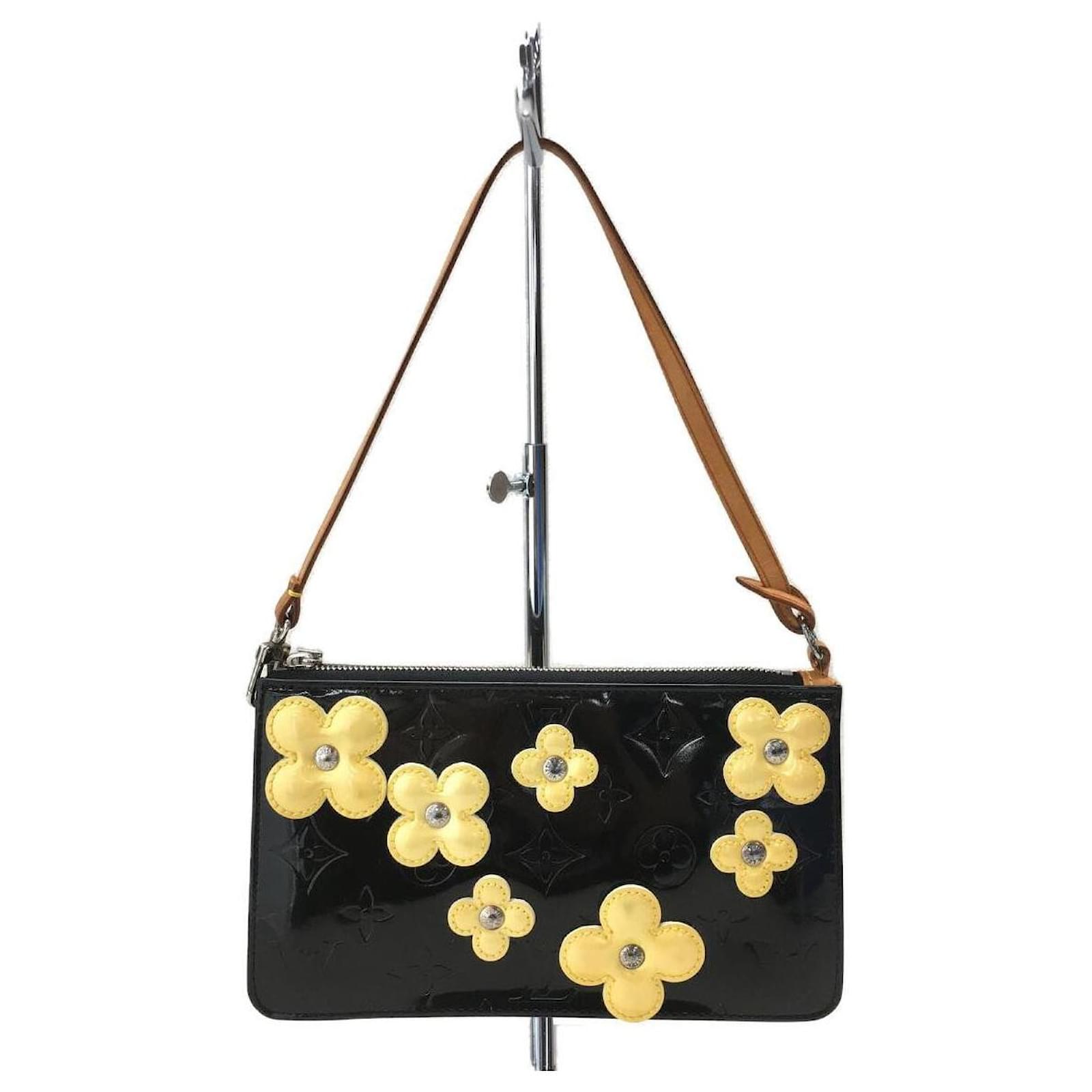 Louis Vuitton Lexington Monogram Vernis Black Enamel Flower Pouch