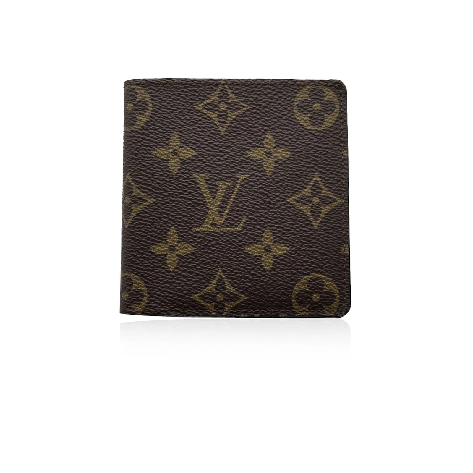 Louis Vuitton Vintage Monogram Canvas Bifold Credit Card Wallet Brown Cloth  ref.506589 - Joli Closet