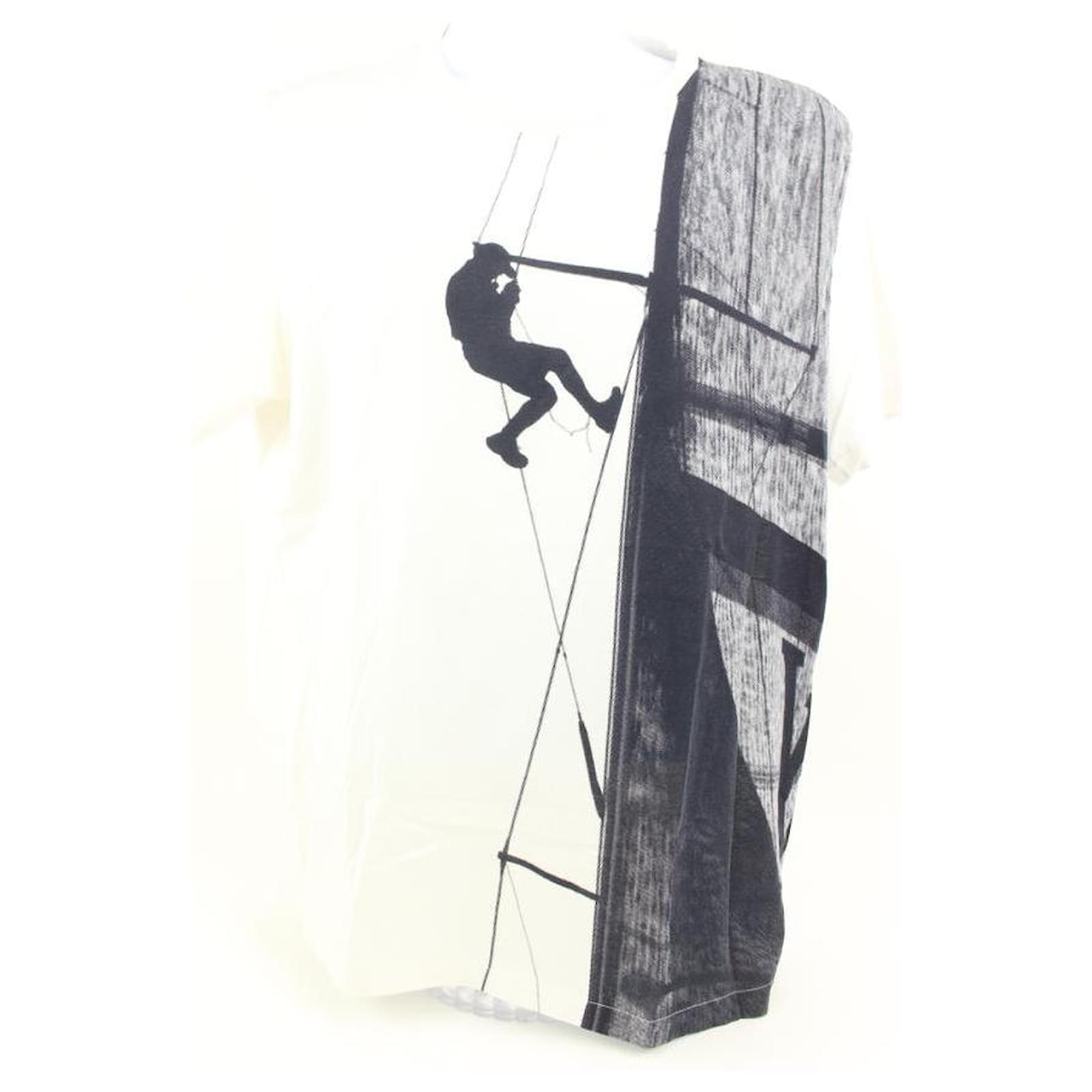 Louis Vuitton Men's XXL White x Navy Scaffolding Climbing Man T