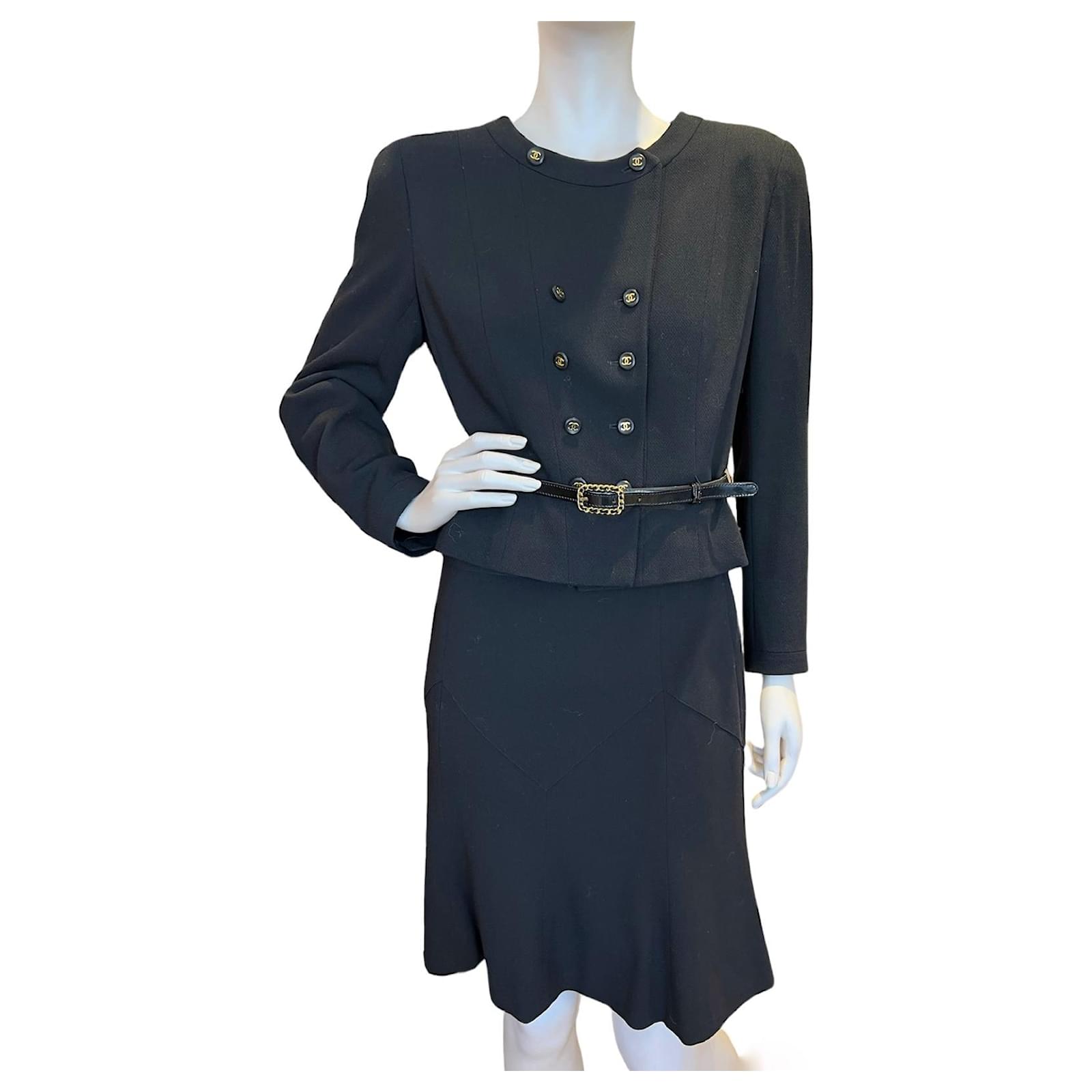 Chanel Skirt suit Black Silk Wool ref.508753 - Joli Closet